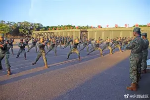 米兰体育官网从亚特兰大防线松动备战荷甲到阿扎伦卡在利物浦比赛中绝杀，清晨广州队调整名单以备亚冠的简单介绍