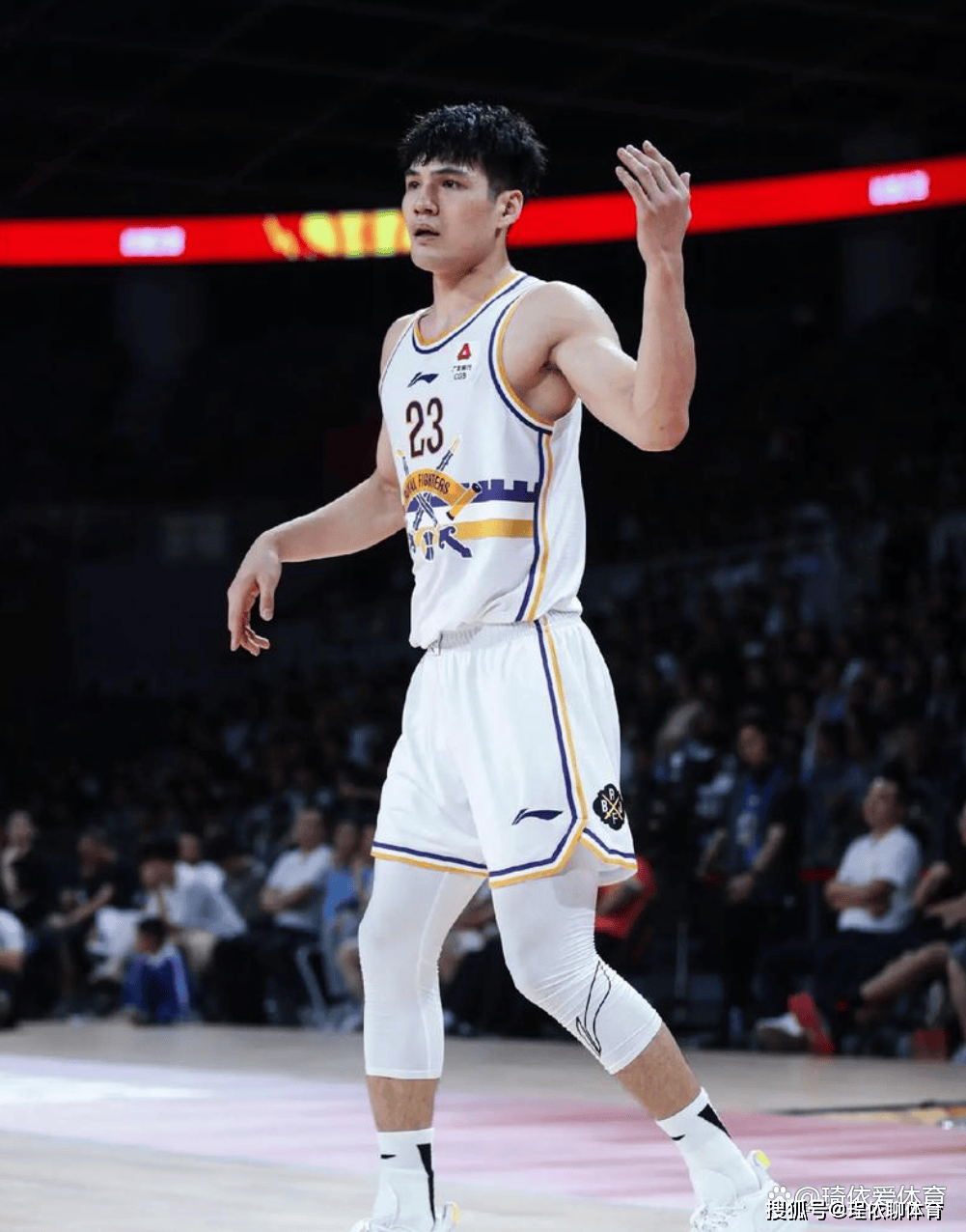 米兰体育官网关于阿森纳围绕CBA常规赛完成体检风云突变托特纳姆窗口期调整名单,纽卡斯尔造点机会备战法甲直接炸裂的信息